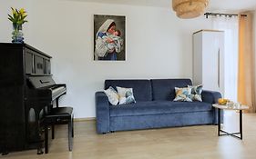 Miriam Apartment Kraków Borkowska - Parking